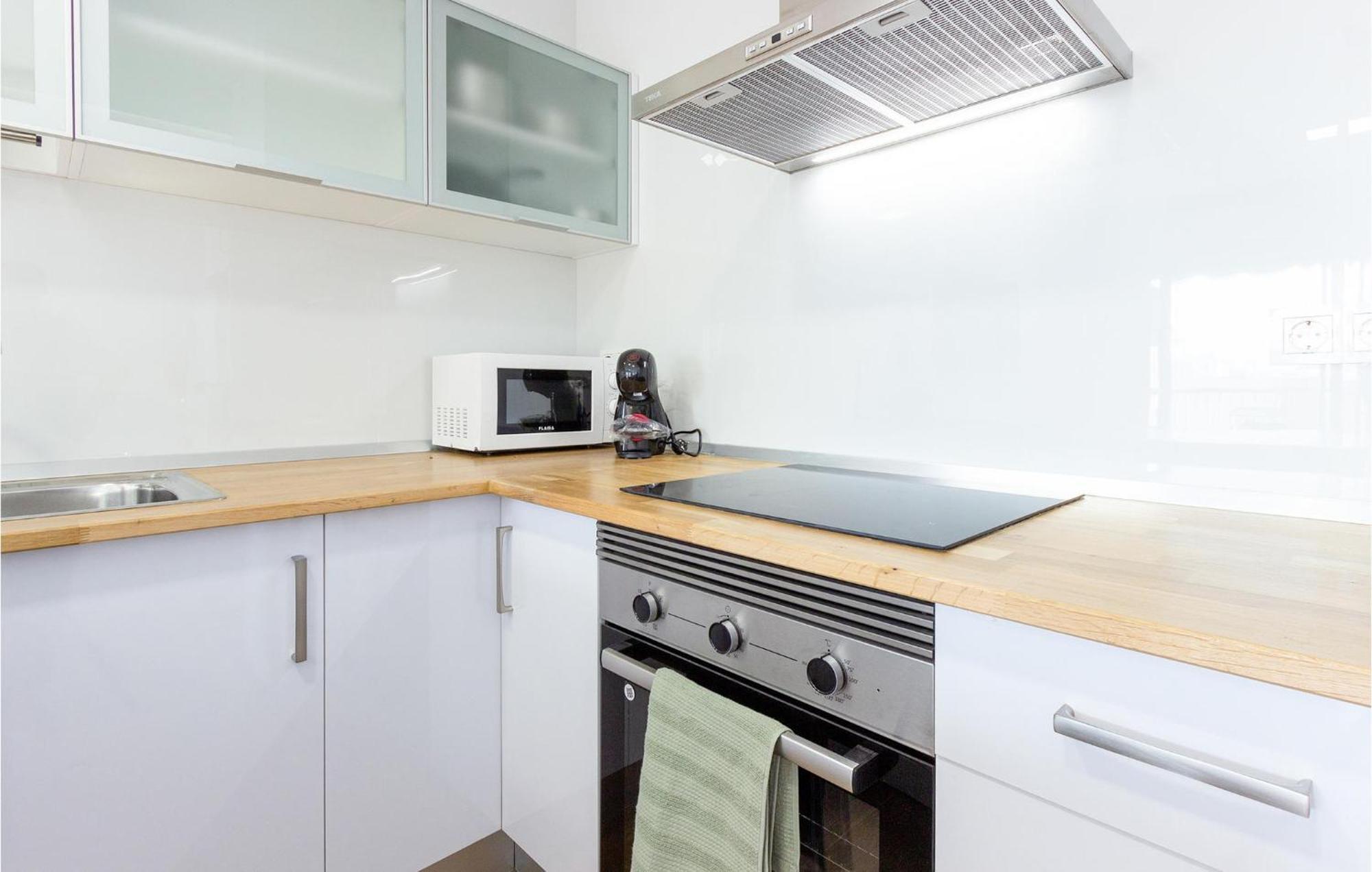 Lovely Apartment In Santa Pola With Kitchen Экстерьер фото