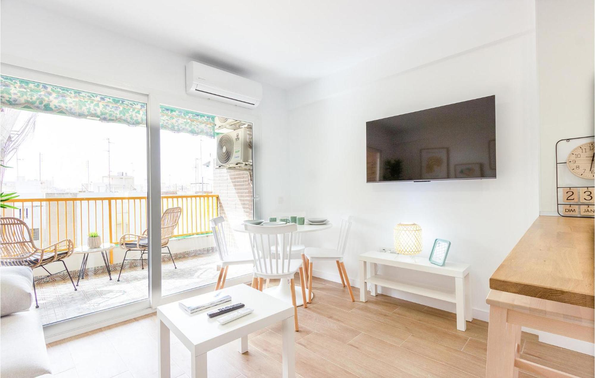 Lovely Apartment In Santa Pola With Kitchen Экстерьер фото